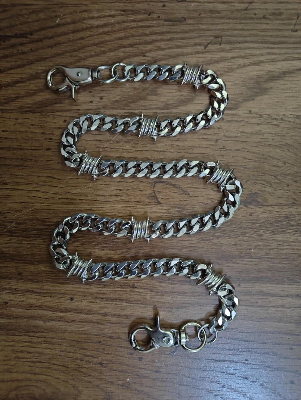 Silver Barbed Wire Wallet Chain